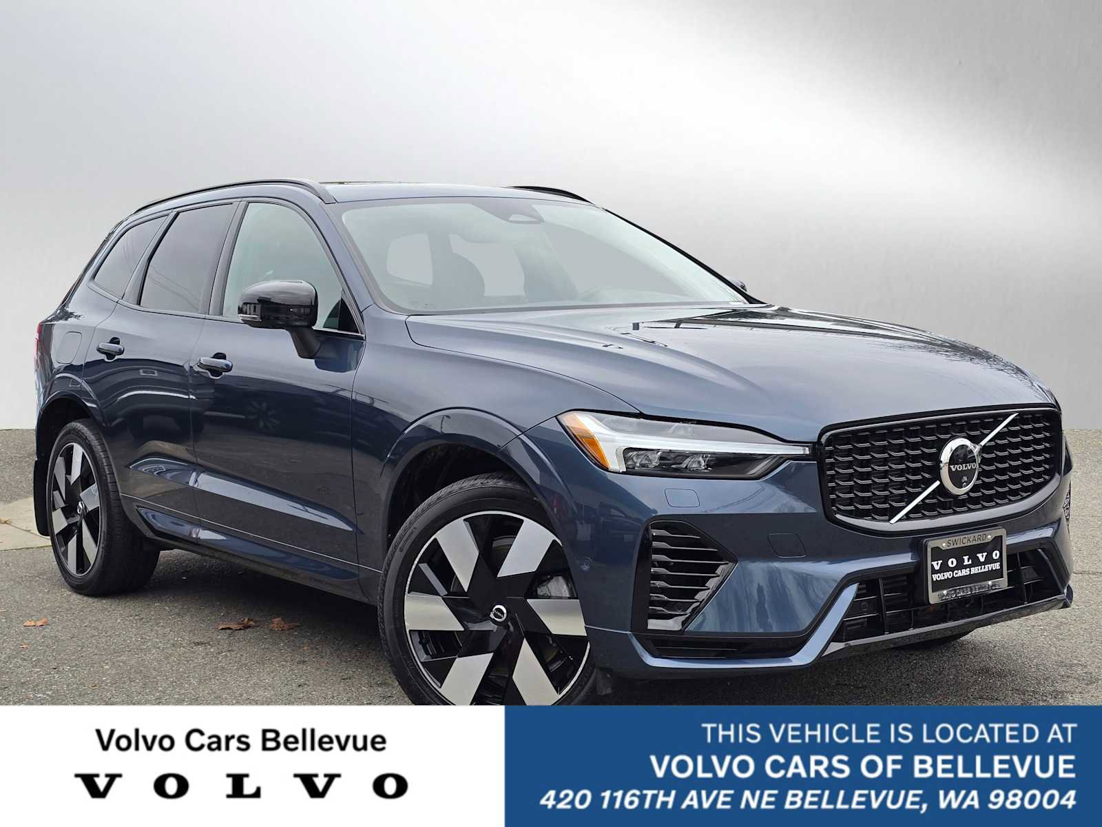 Certified 2024 Volvo XC60 T8 Plus w/ Protection Package Premier