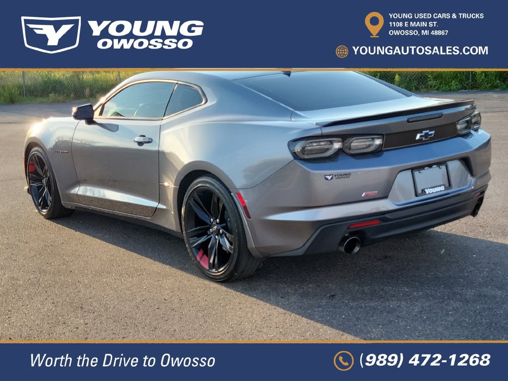 Used 2021 Chevrolet Camaro LT w/ Redline Edition RWD image 4