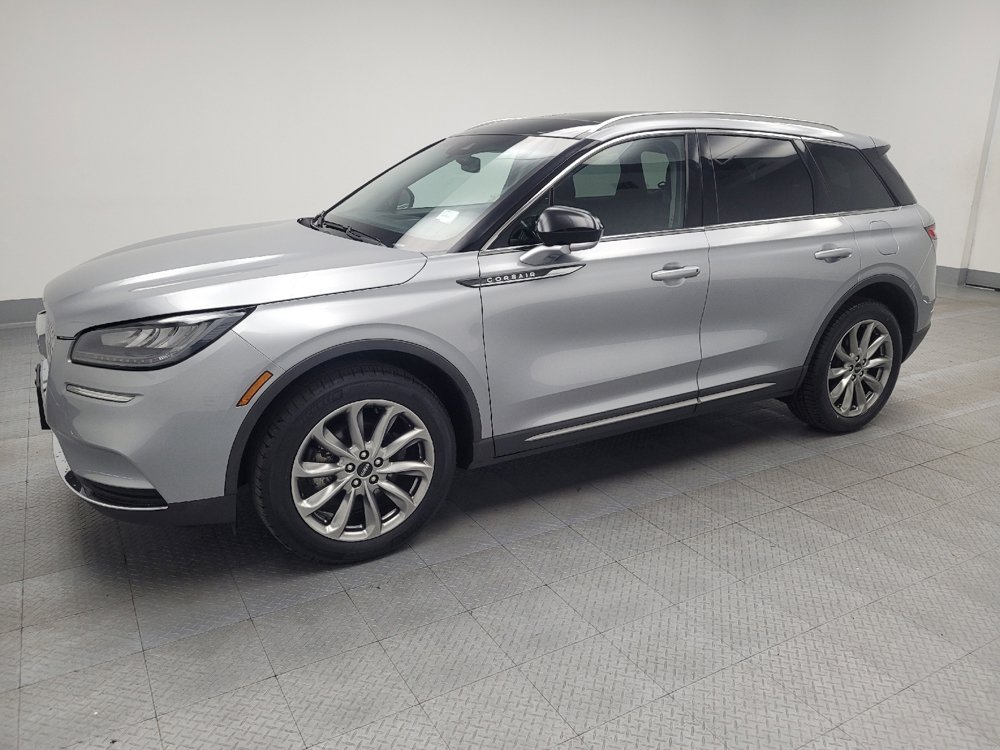 Used 2022 Lincoln Corsair AWD w/ Premium Package image 2