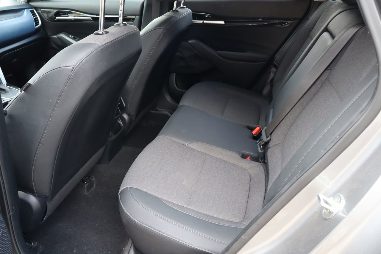 Used 2022 Kia Seltos S FWD image 5