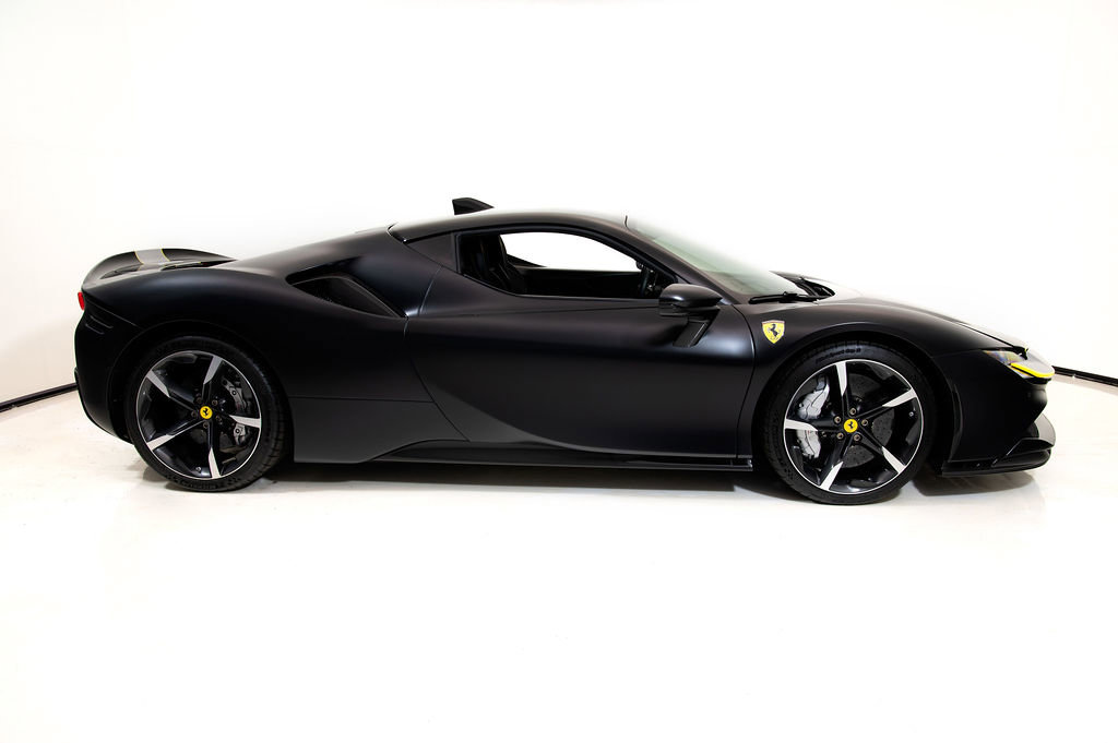 Certified 2022 Ferrari SF90 Stradale image 3