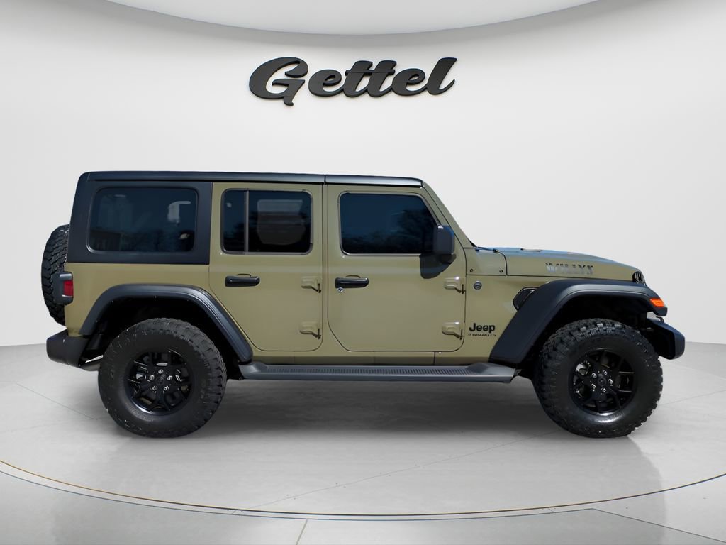 Used 2025 Jeep Wrangler Willys image 4