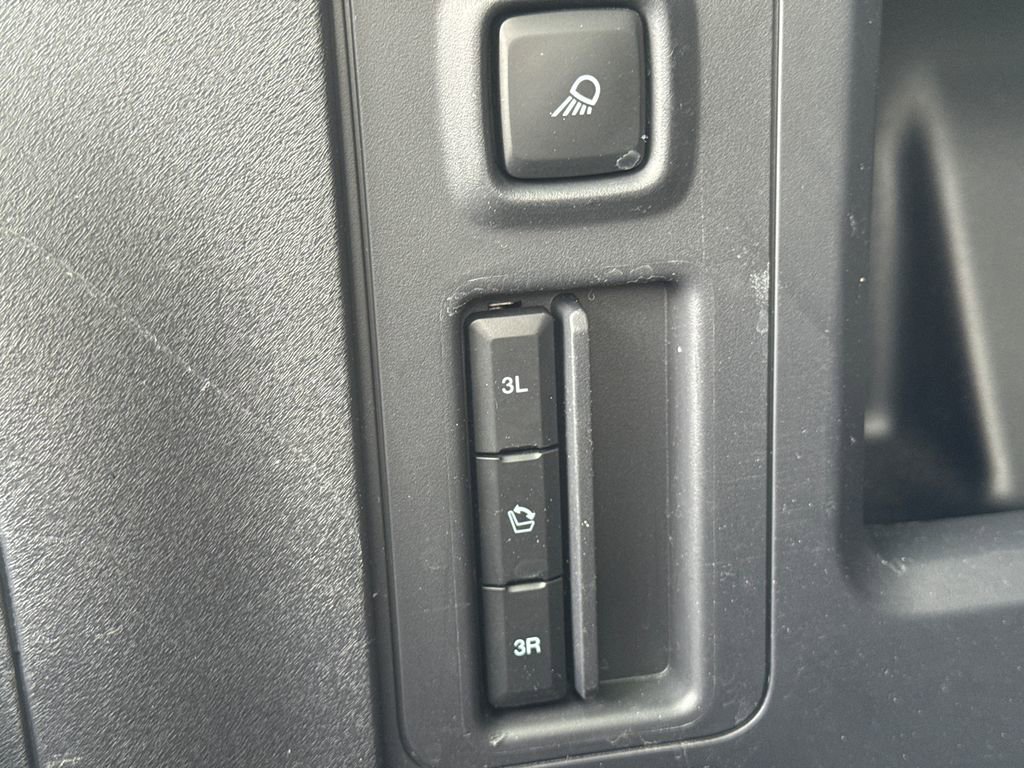 Used 2025 Ford Expedition Max Active AWD/4WD image 22