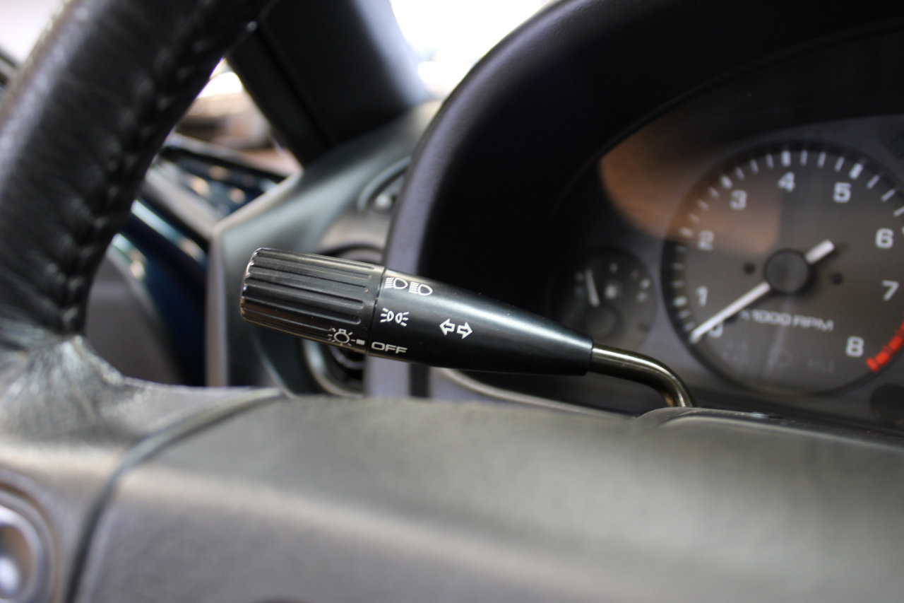 Used 1996 MAZDA MX-5 Miata image 35