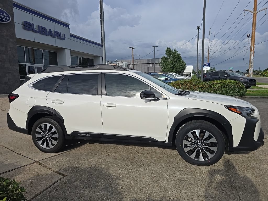 Used 2024 Subaru Outback Limited XT AWD/4WD image 3