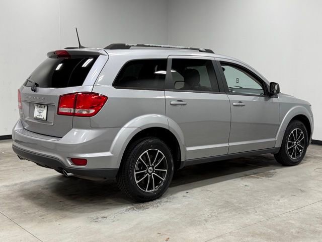 Used 2018 Dodge Journey SXT w/ Connectivity Group image 12