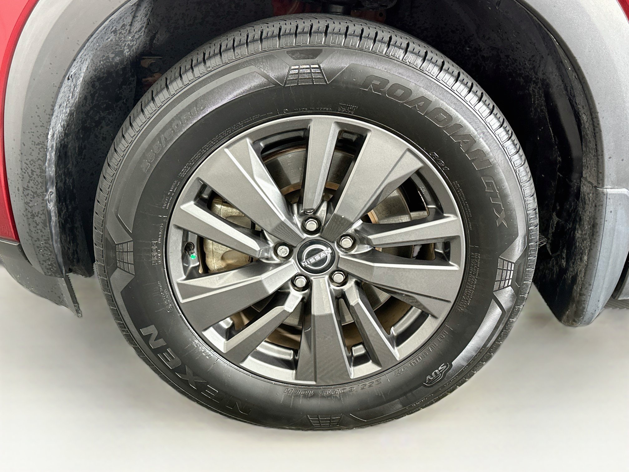 Used 2022 Nissan Pathfinder SV FWD image 11
