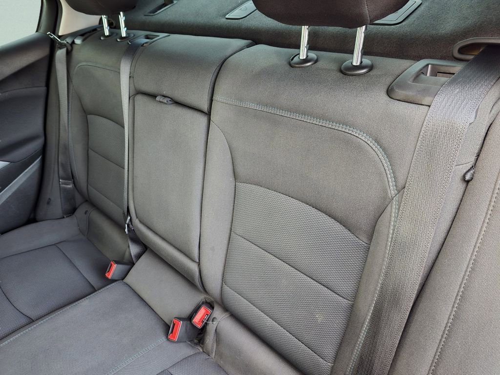 Used 2018 Chevrolet Cruze LT image 19