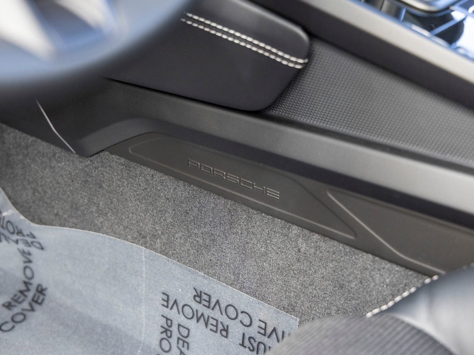 Certified 2025 Porsche 911 GT3 RWD image 38