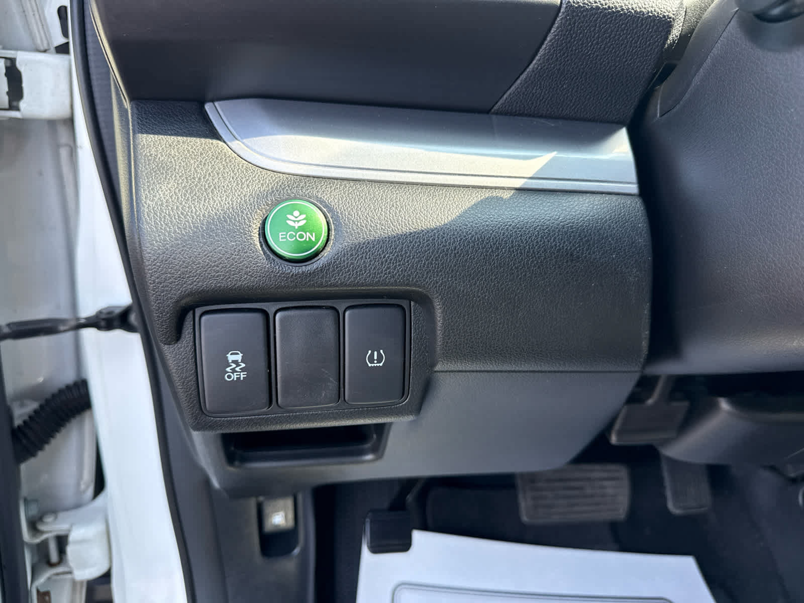 Used 2015 Honda CR-V LX image 14