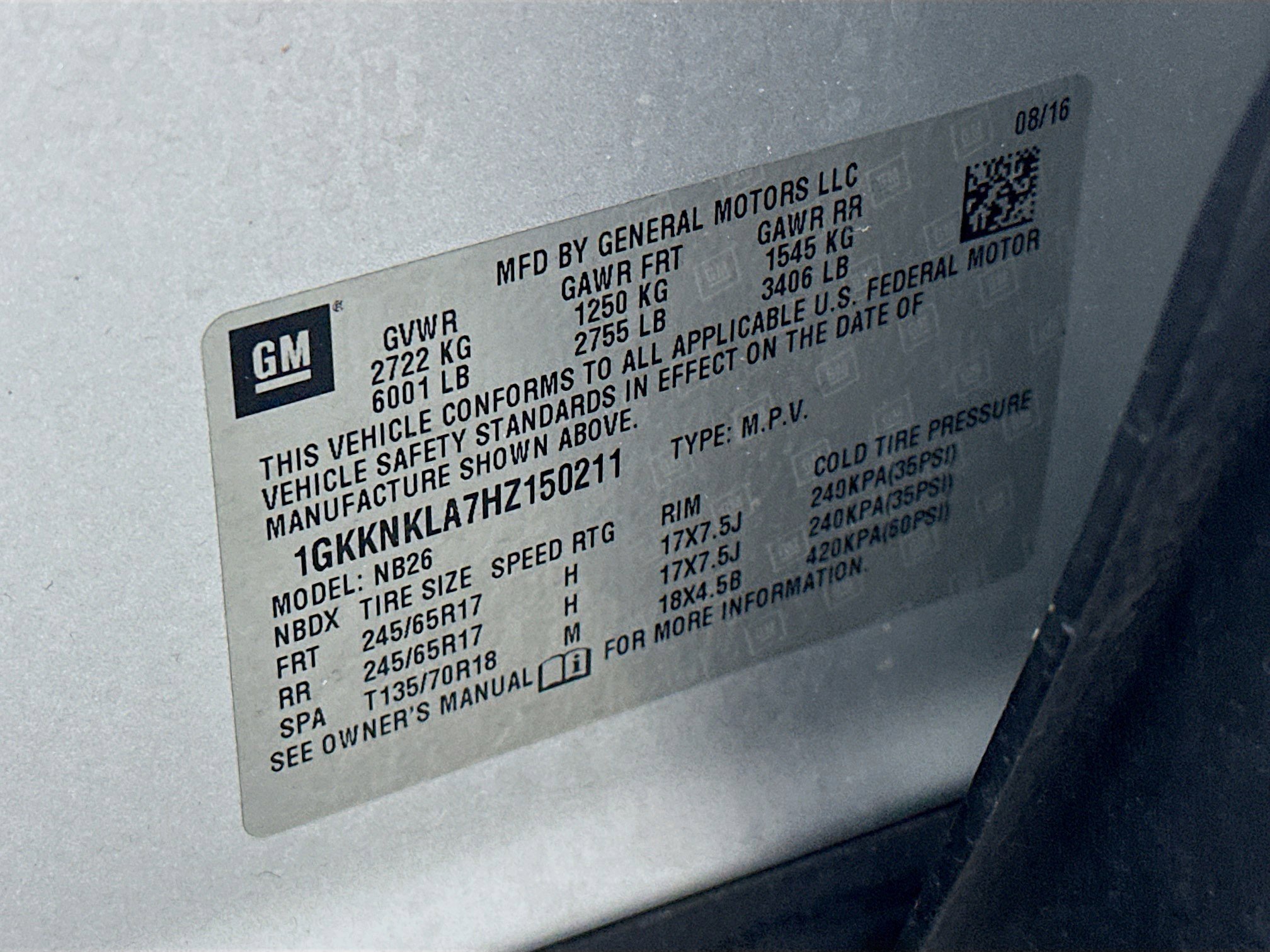 Used 2017 GMC Acadia SLE image 12