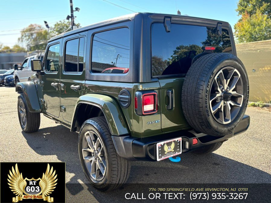 Used 2024 Jeep Wrangler Unlimited AWD/4WD image 4