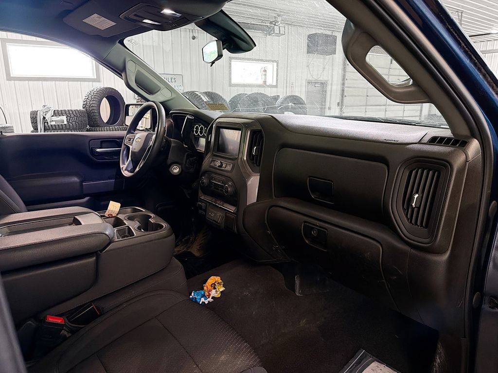 Used 2021 Chevrolet Silverado 1500 Custom w/ LPO, Dark Essentials Package AWD/4WD image 12