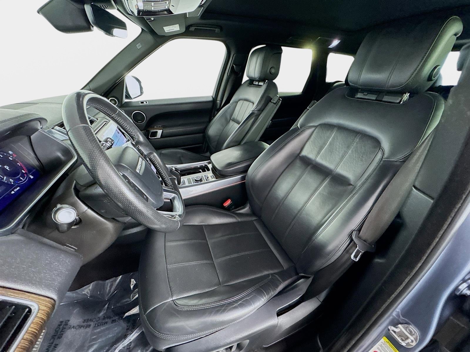 Used 2020 Land Rover Range Rover Sport HSE image 12