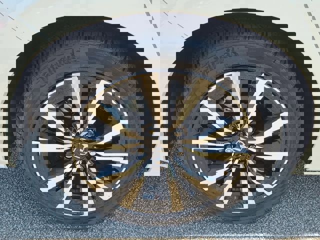 Used 2024 Honda Civic EX-L image 10