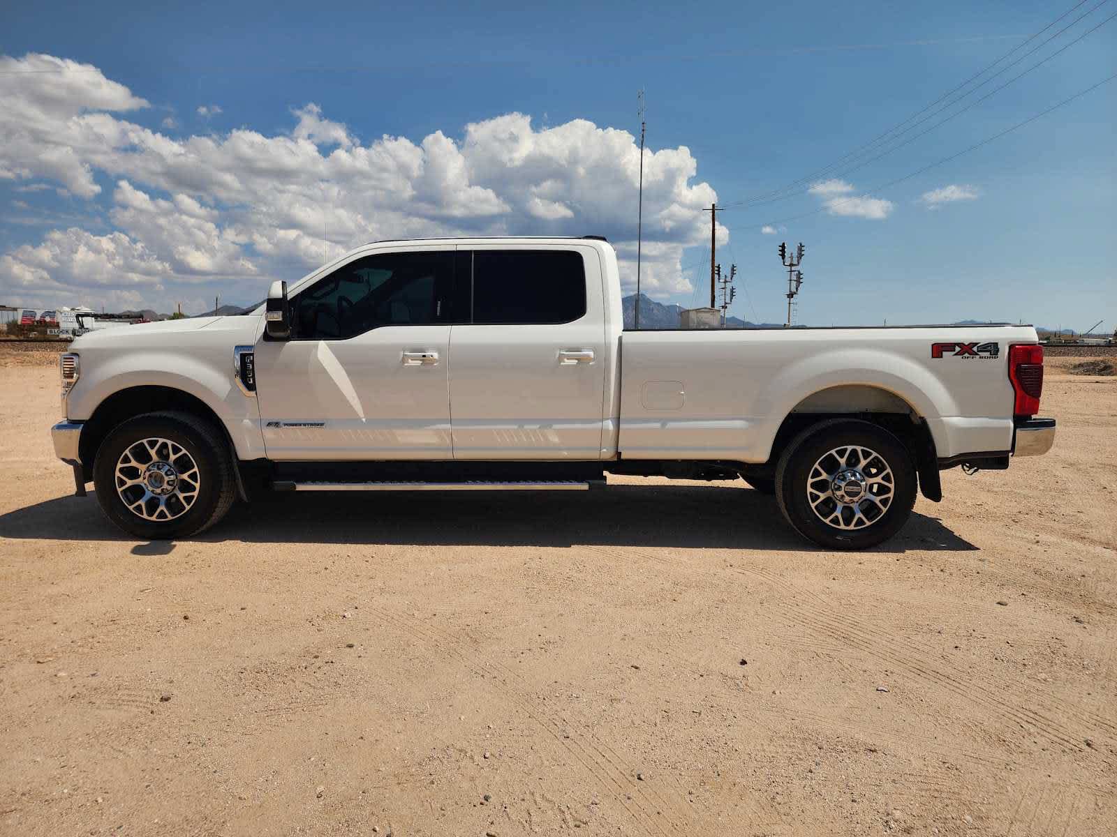Used 2020 Ford F350 Lariat w/ Lariat Ultimate Package AWD/4WD image 4