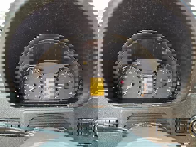 Used 2015 Mercedes-Benz Sprinter 2500 image 24