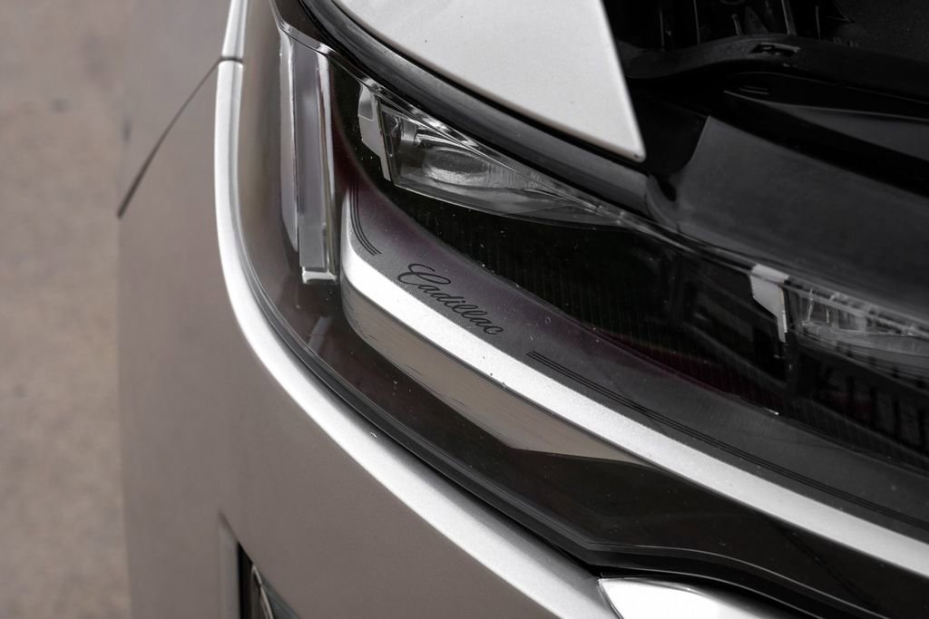 Used 2021 Cadillac Escalade Premium Luxury w/ Driver Assist Tech Package AWD/4WD image 56