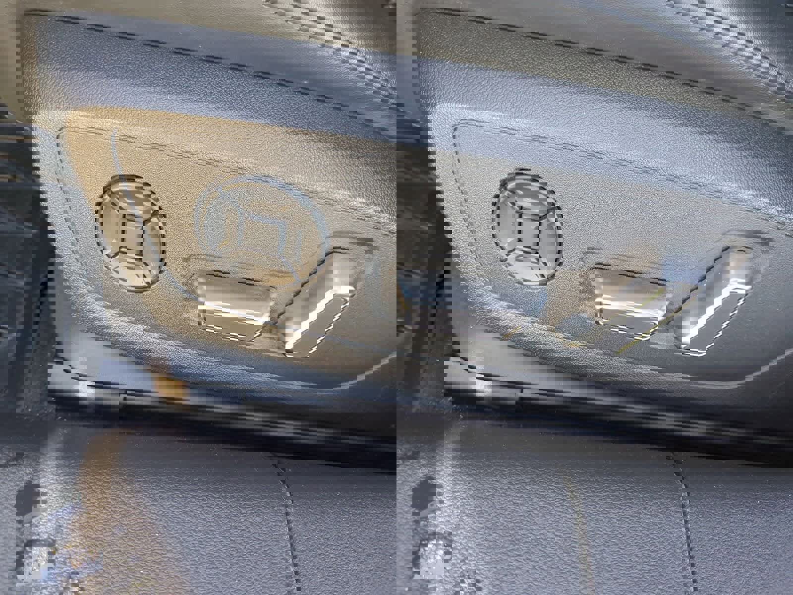 Used 2021 Audi RS 7 Sportback w/ Carbon Optic Package image 17