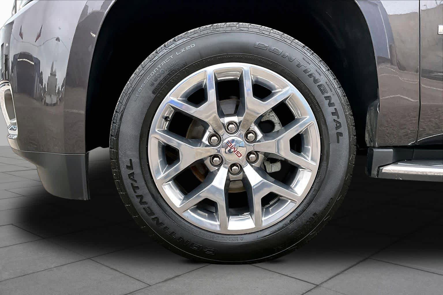 Used 2015 GMC Yukon SLE w/ Convenience Package RWD image 11