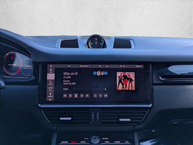Used 2020 Porsche Cayenne image 13
