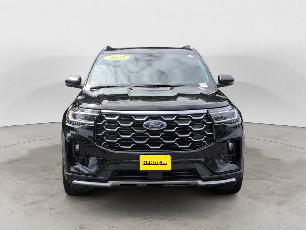 Certified 2025 Ford Explorer Platinum w/ LUX Leather Package AWD/4WD image 8