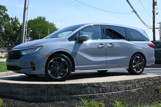 Used 2023 Honda Odyssey Elite video 1