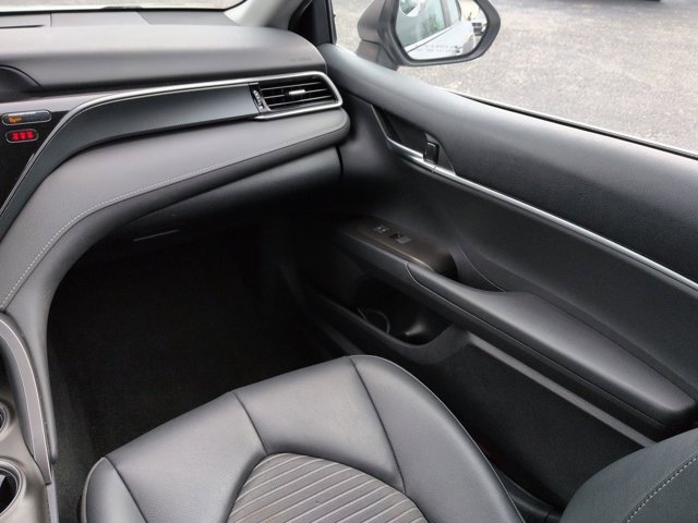 Used 2023 Toyota Camry SE image 17