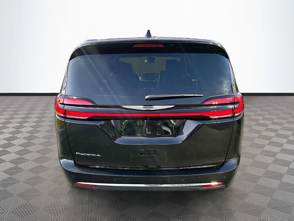 New 2026 Chrysler Pacifica Select FWD image 6