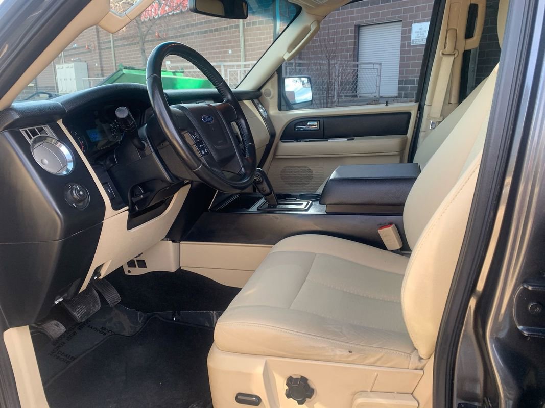 Used 2016 Ford Expedition XL AWD/4WD image 11