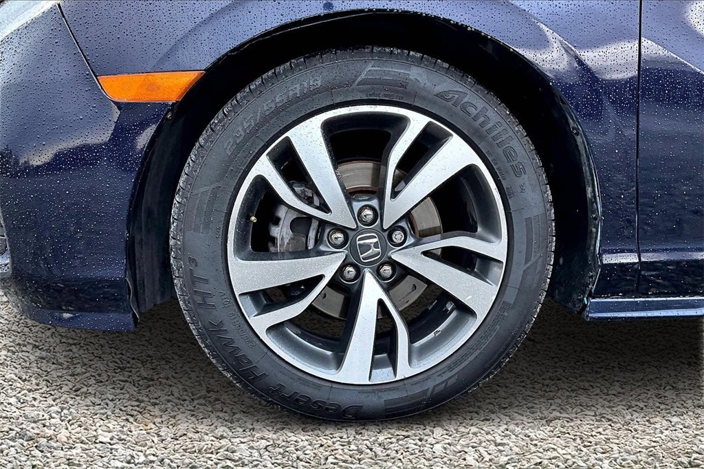 Used 2023 Honda Odyssey Touring image 9