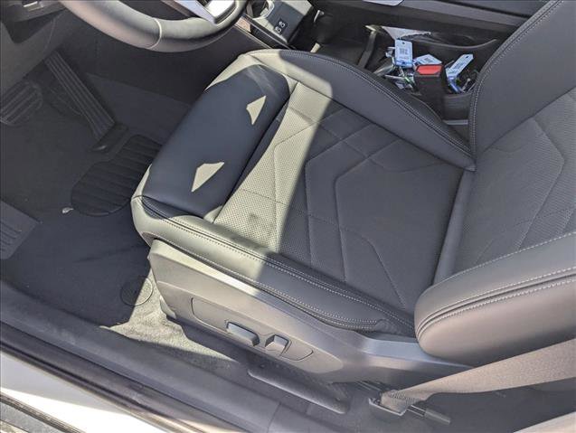 New 2025 BMW X1 xDrive28i w/ Convenience Package image 4