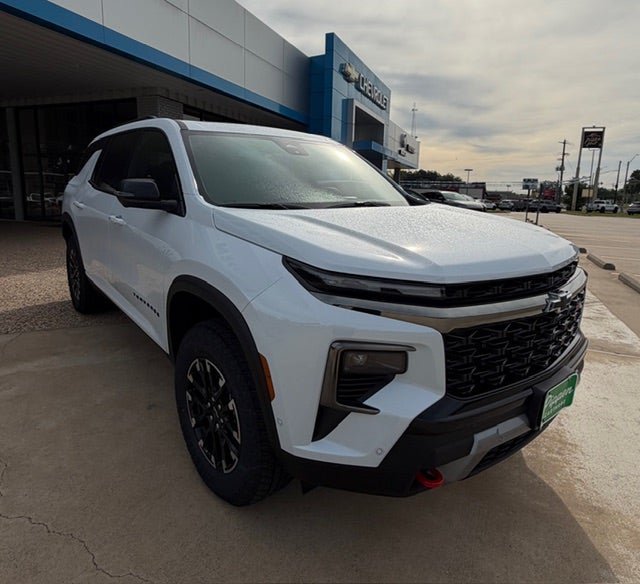 New 2026 Chevrolet Traverse Z71 w/ Enhanced Driving Package AWD/4WD image 1