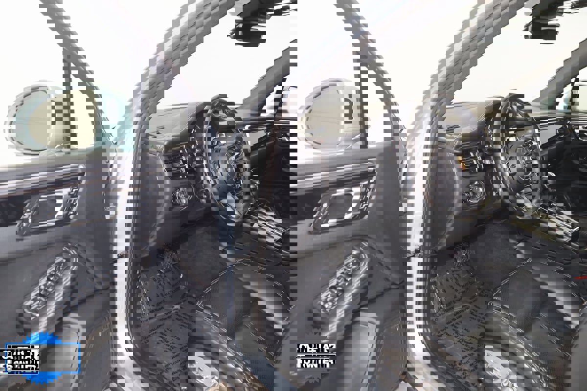 Used 2022 Porsche Macan image 55