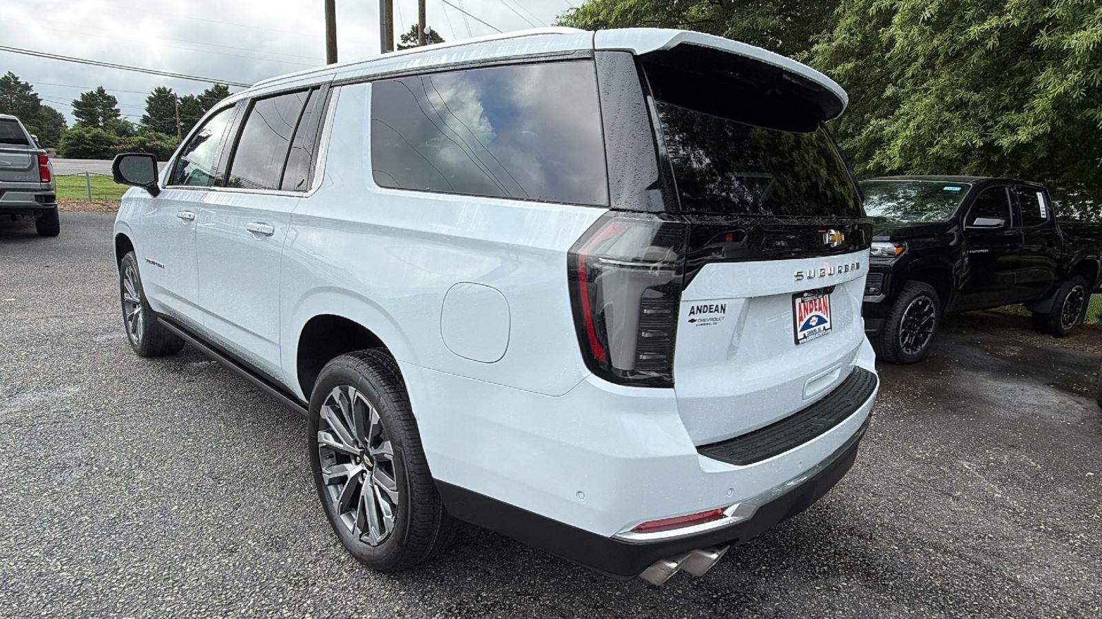 New 2026 Chevrolet Suburban High Country AWD/4WD image 11