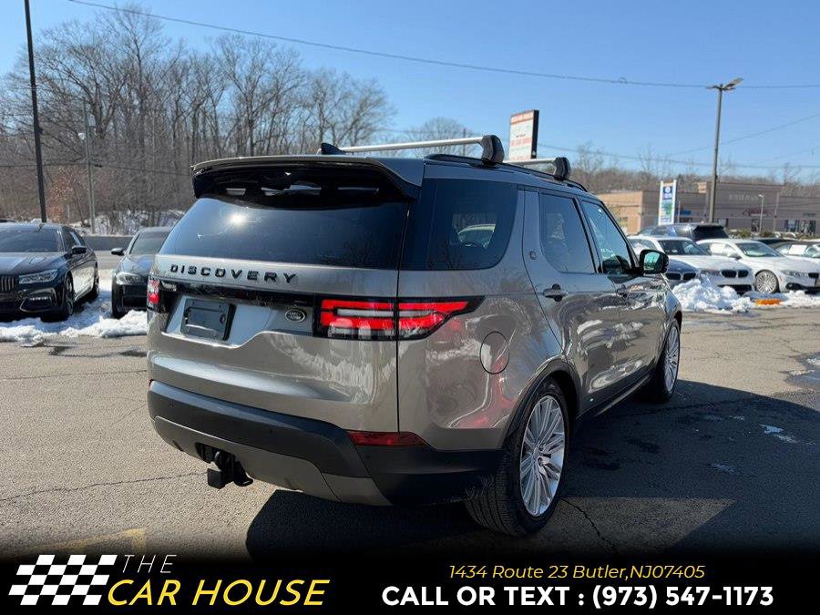 Used 2017 Land Rover Discovery First Edition image 6