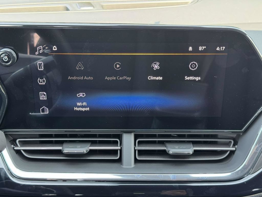 New 2026 Chevrolet Trax RS w/ Sunroof Package FWD image 4