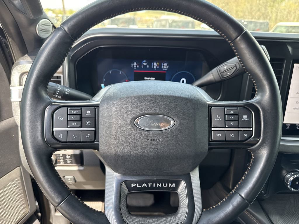 Used 2024 Ford F250 Platinum image 23