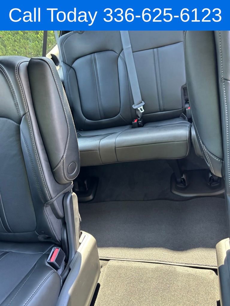 New 2026 Jeep Grand Wagoneer L Limited AWD/4WD image 21