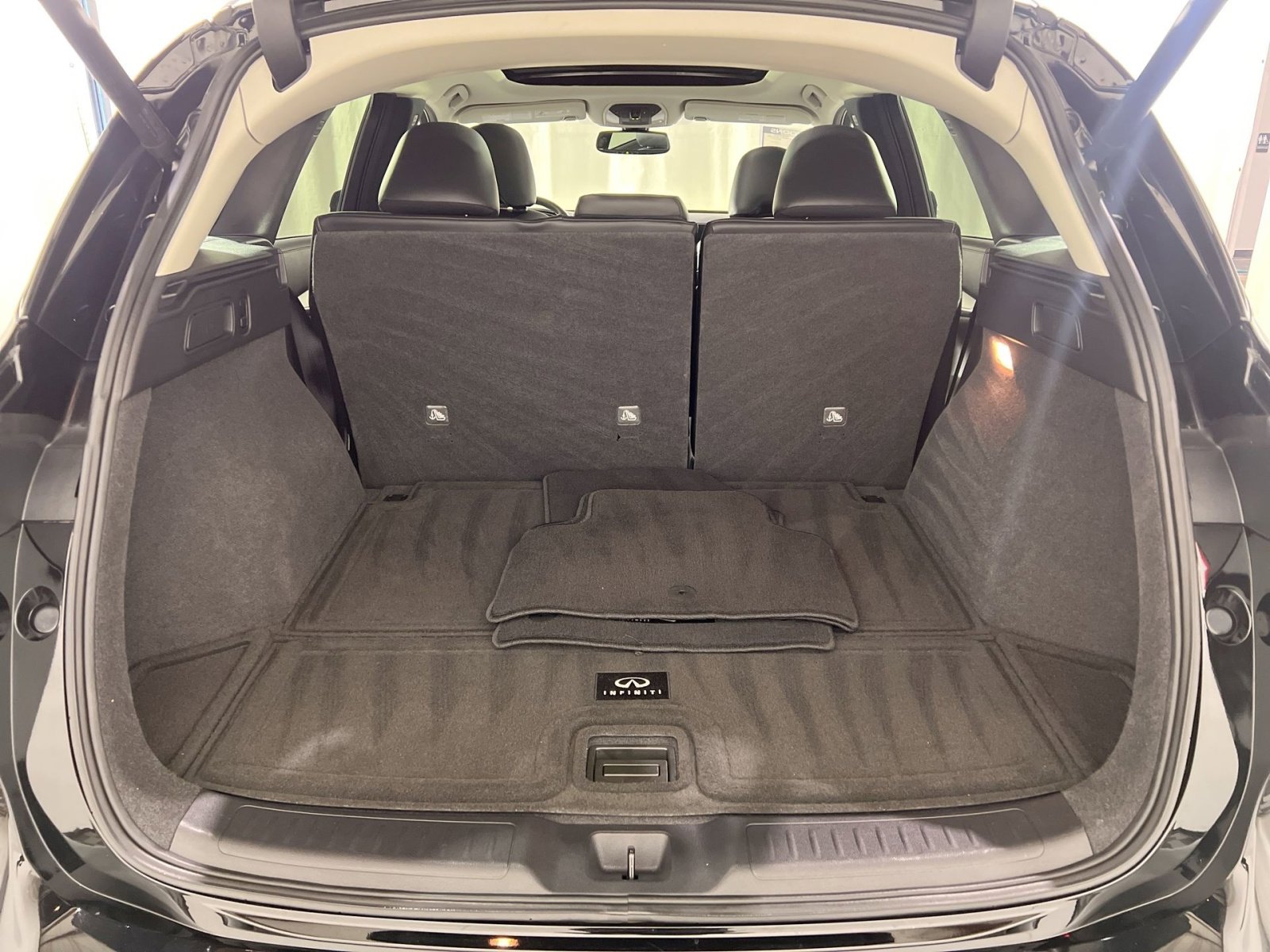 Used 2022 INFINITI QX50 Luxe image 26