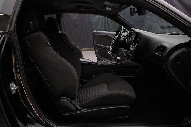 Used 2022 Dodge Challenger GT image 17
