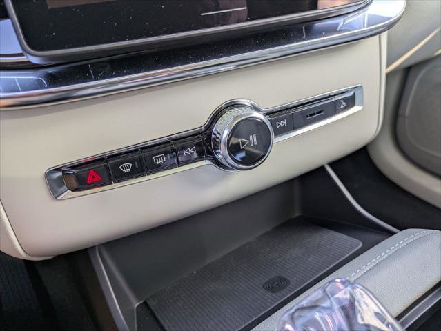 New 2026 Volvo XC90 T8 Ultra image 10