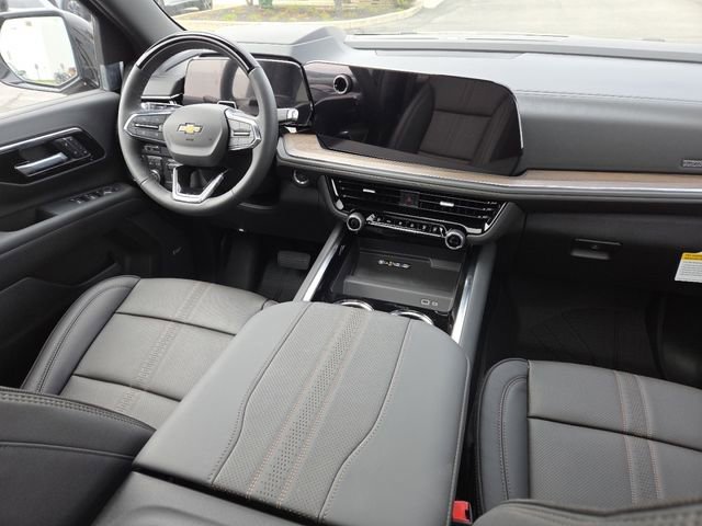 New 2026 Chevrolet Suburban High Country image 32