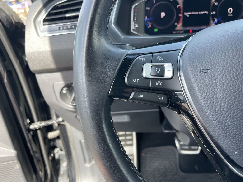 Used 2021 Volkswagen Tiguan SEL Premium R-Line image 19