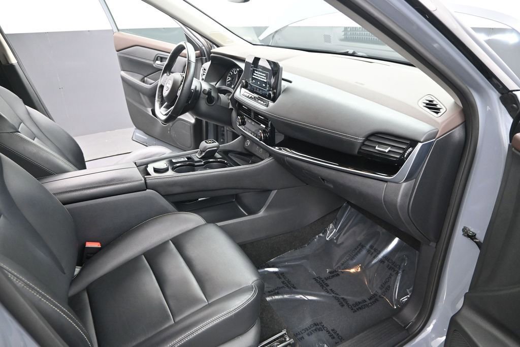 Used 2023 Nissan Rogue SL w/ SL Premium Package AWD/4WD image 26