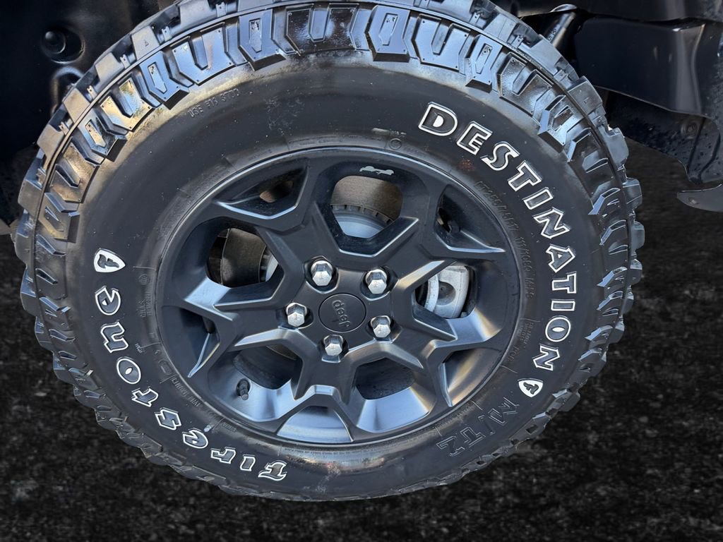 Used 2023 Jeep Wrangler Unlimited w/ Cold Weather Group AWD/4WD image 22