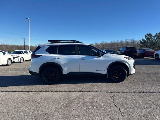 Certified 2025 Nissan Rogue SV AWD/4WD image 3