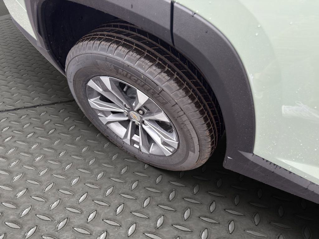 New 2026 Chevrolet Equinox LT image 23