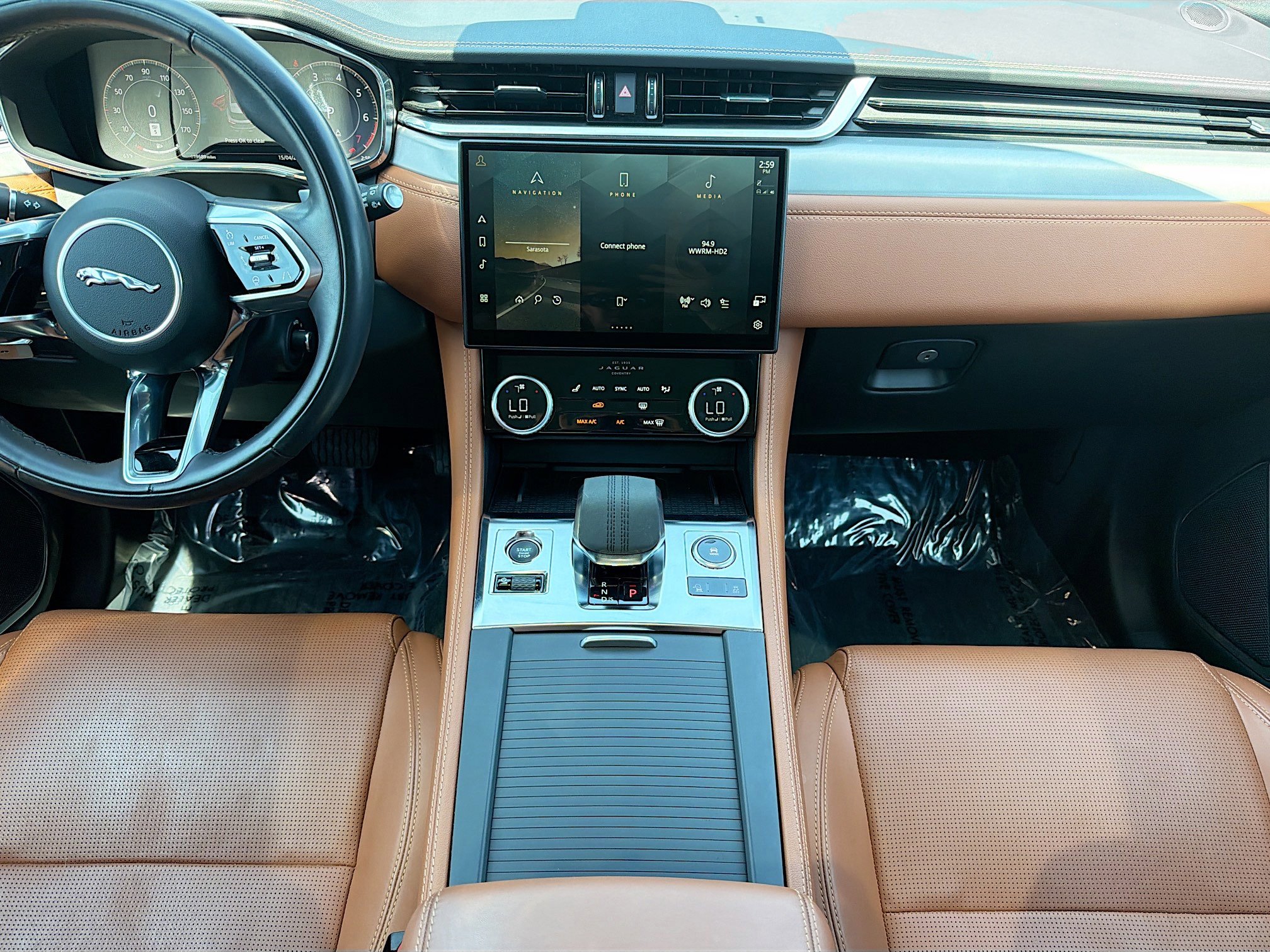 Used 2024 Jaguar F-PACE R-Dynamic S image 20