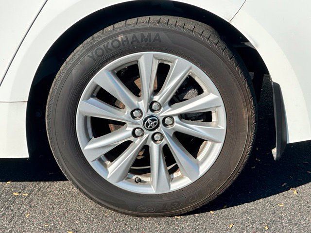 Used 2023 Toyota Corolla LE w/ LE Convenience Package FWD image 5
